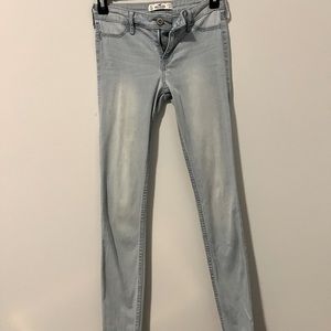 0L stretch light color hollister jean